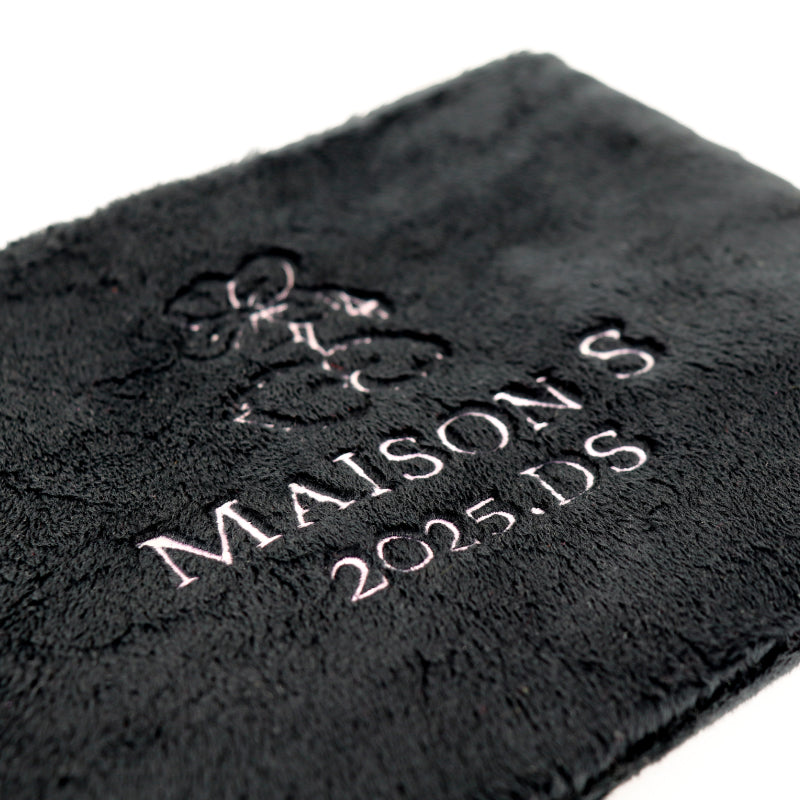 フェイクファーポーチ（ブラック）